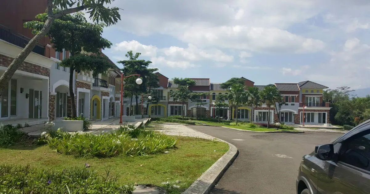 Ruko Samping Hotel Aston Kota Bogor