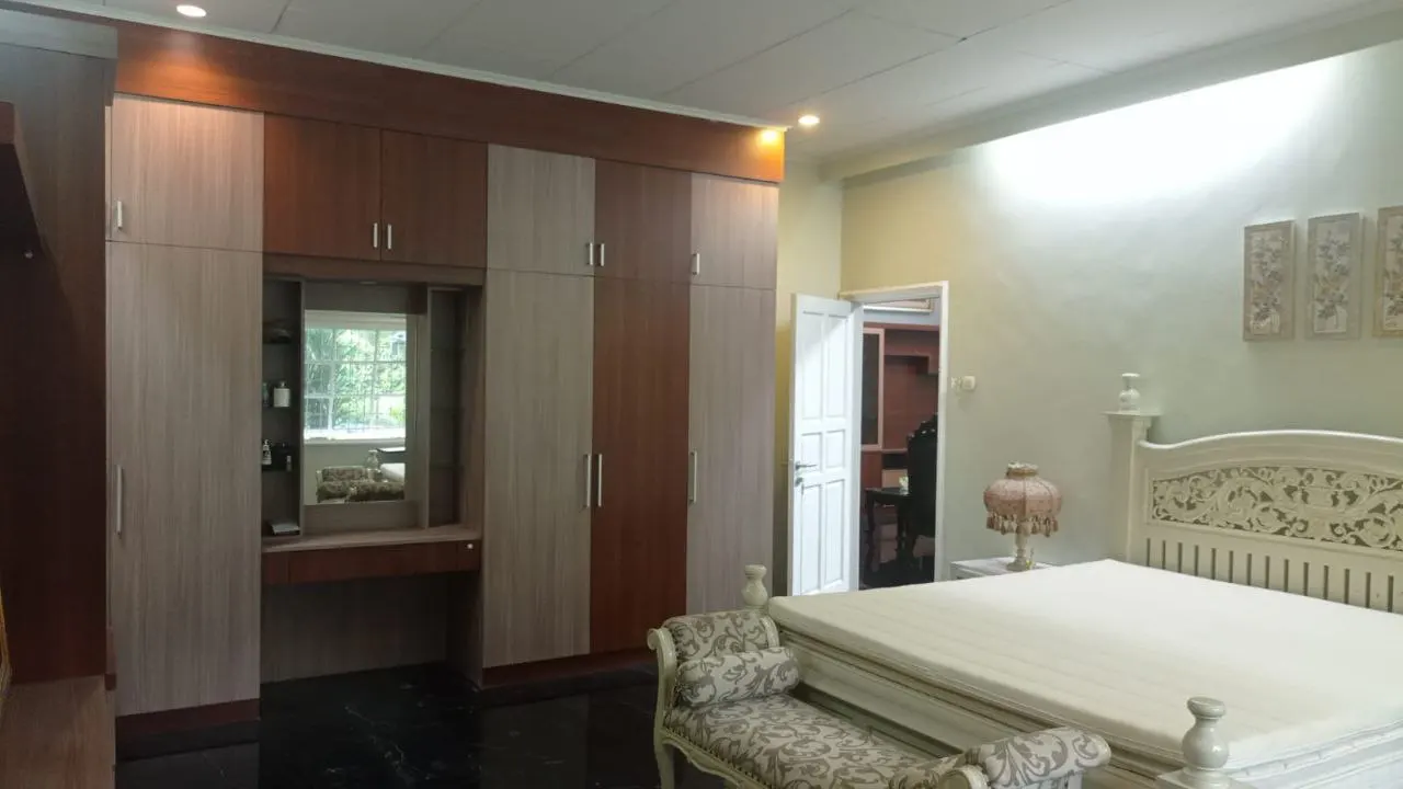 Rumah Cibubur Jakarta Timur Kamar Tidur Utama