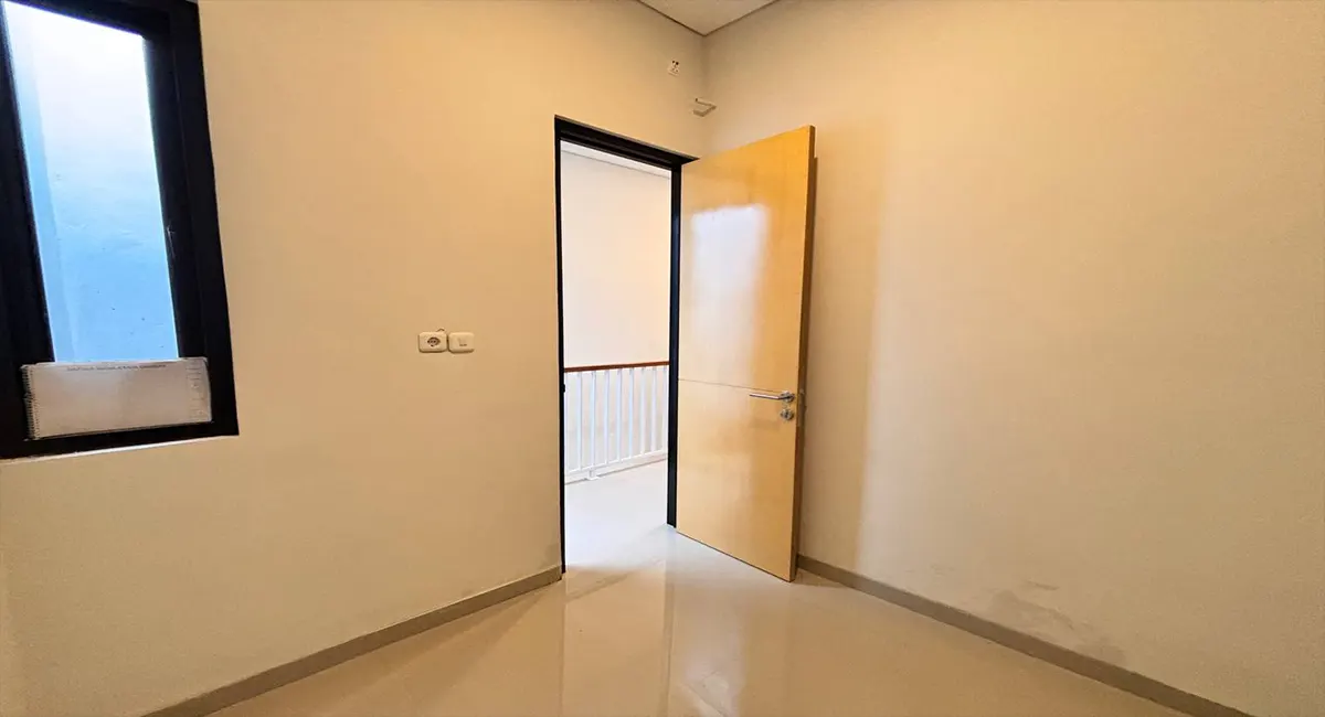 Jual Rumah Depok Kukusan Minimalis Modern Ruang Lantai Atas