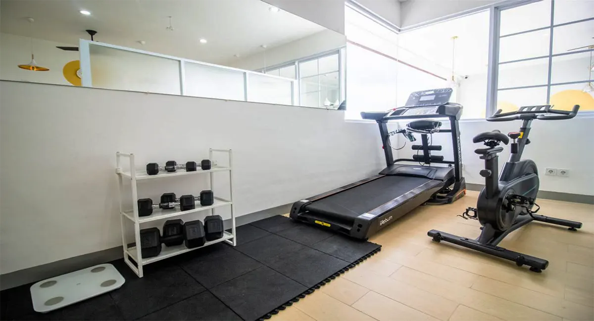 Kost Jakarta Barat Mangga Besar Indoor Gym Area