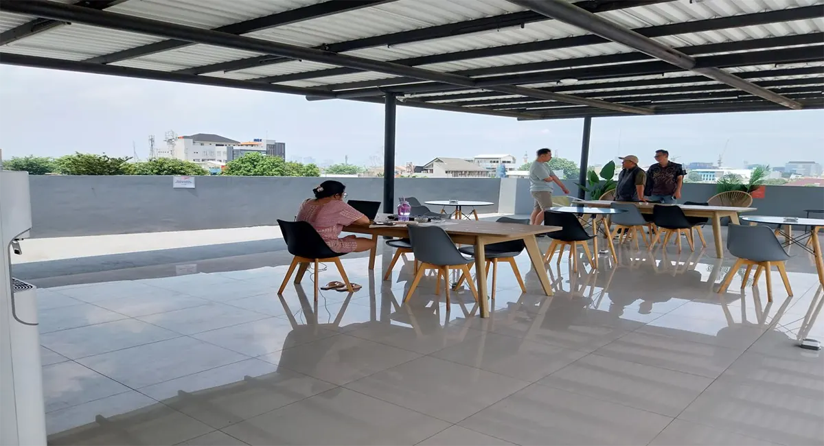 Kost Jakarta Selatan Kebayoran Lama Kamar Roof Top Orang Santai