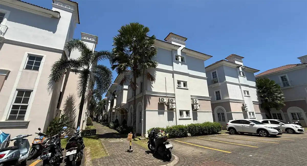 Jual Kost BSD City 12 Kamar Full Furnished