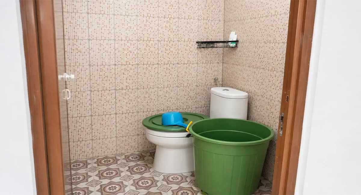 Rumah Tangerang Selatan Deplu Kamar Mandi Atas