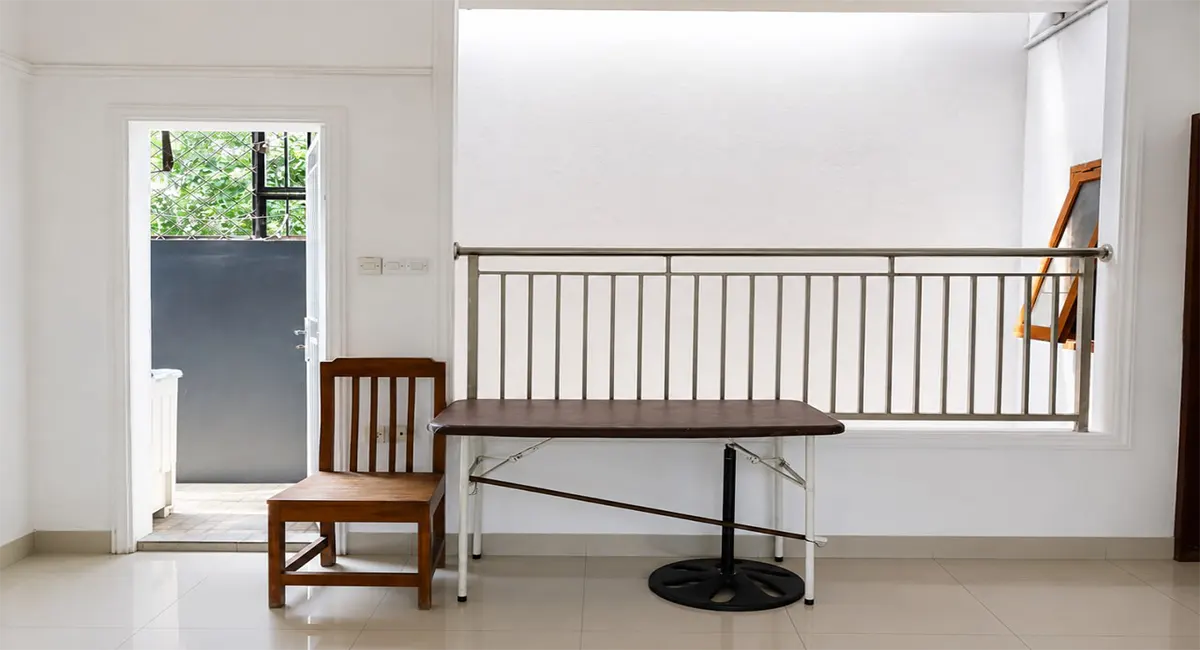 Rumah Tangerang Selatan Deplu Ruangan Lantai Atas